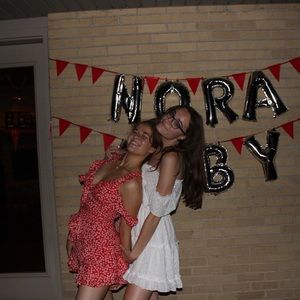 Meet your Posher, Nora